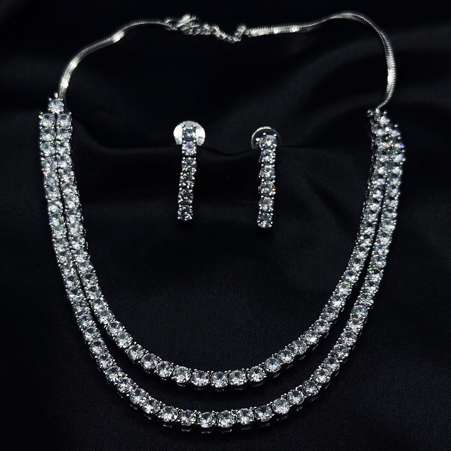 Solitaire Cubic Zircon American Diamond Silver Plated Necklace Set