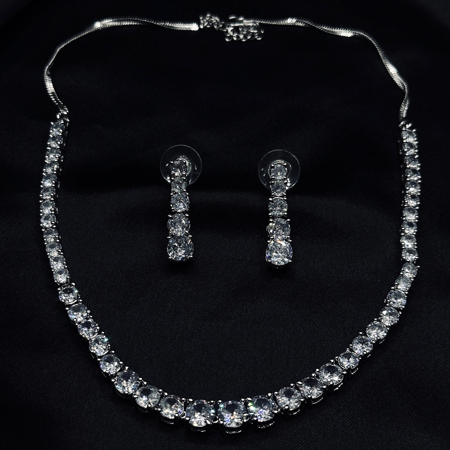 Solitaire Cubic Zircon American Diamond Silver Plated Necklace Set
