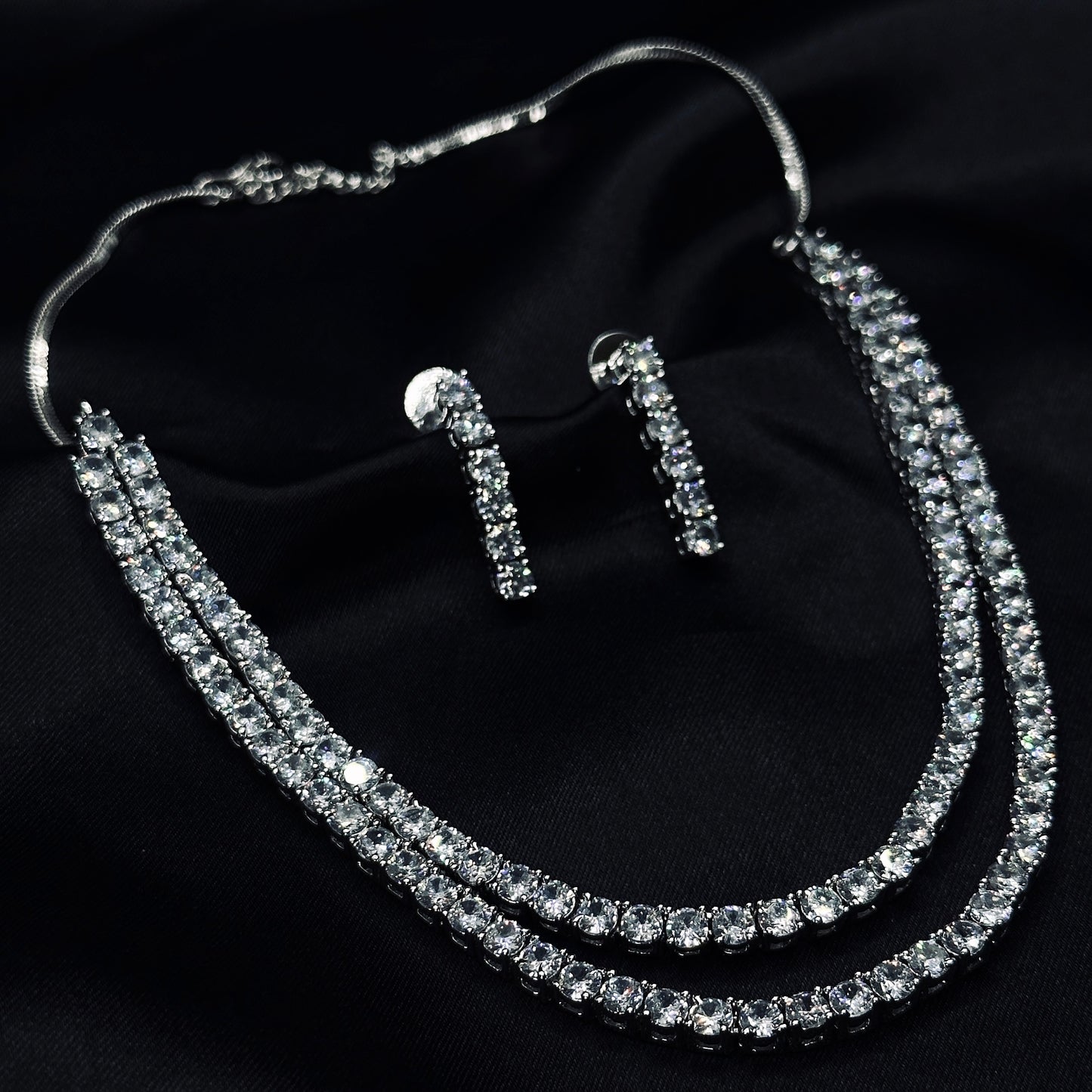 Solitaire Cubic Zircon American Diamond Silver Plated Necklace Set