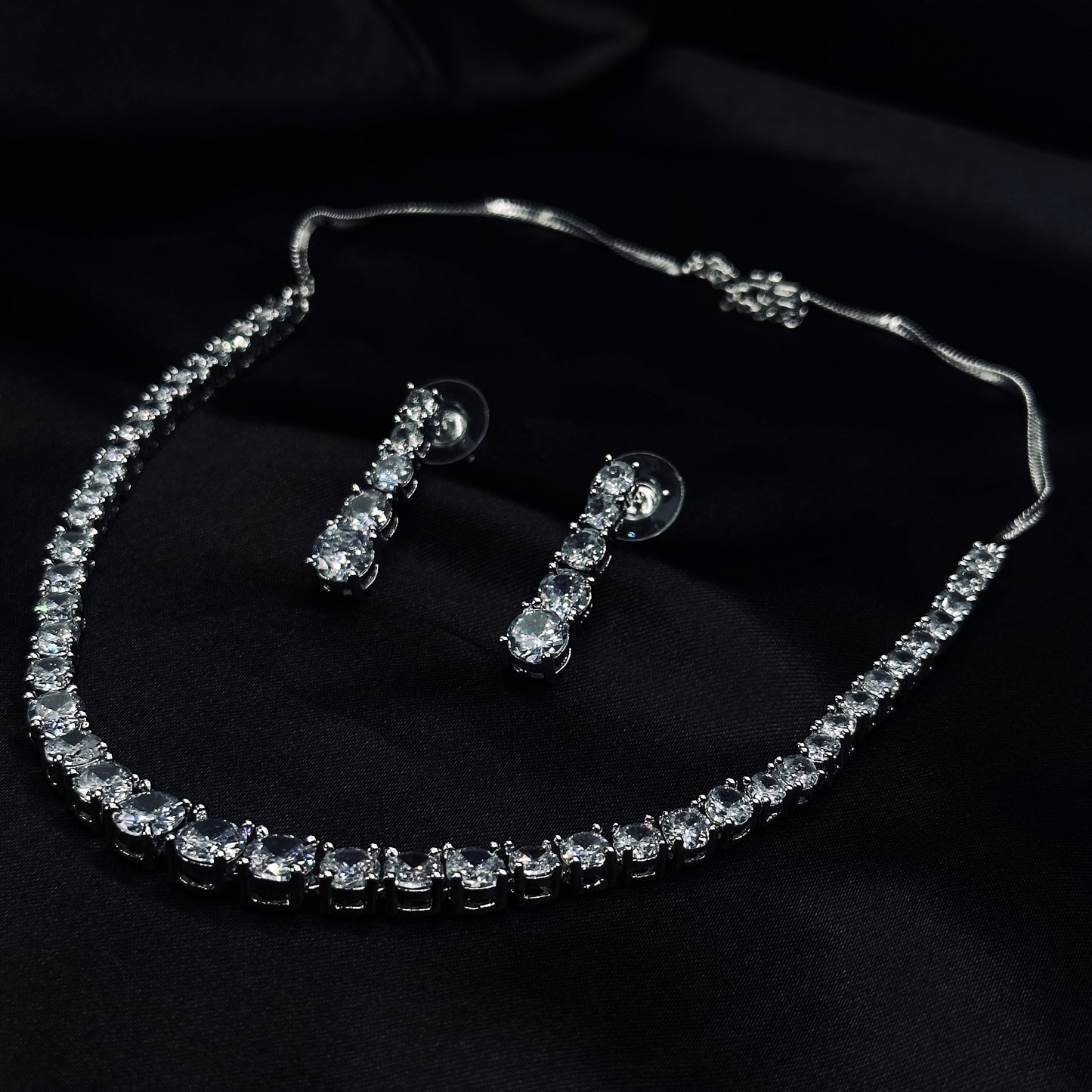 Solitaire Cubic Zircon American Diamond Silver Plated Necklace Set