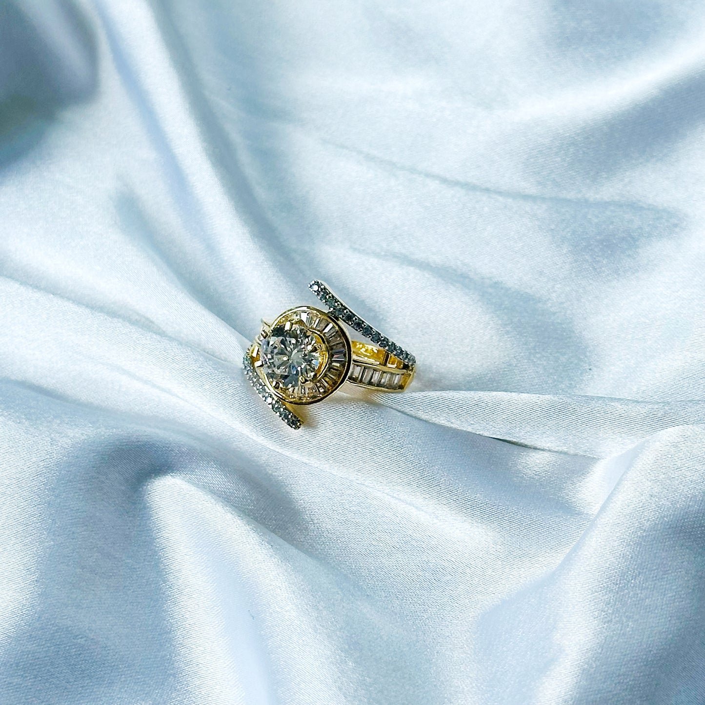 Solitaire Cubic Zircon American Diamond Gold/Silver Plated Adjustable Ring