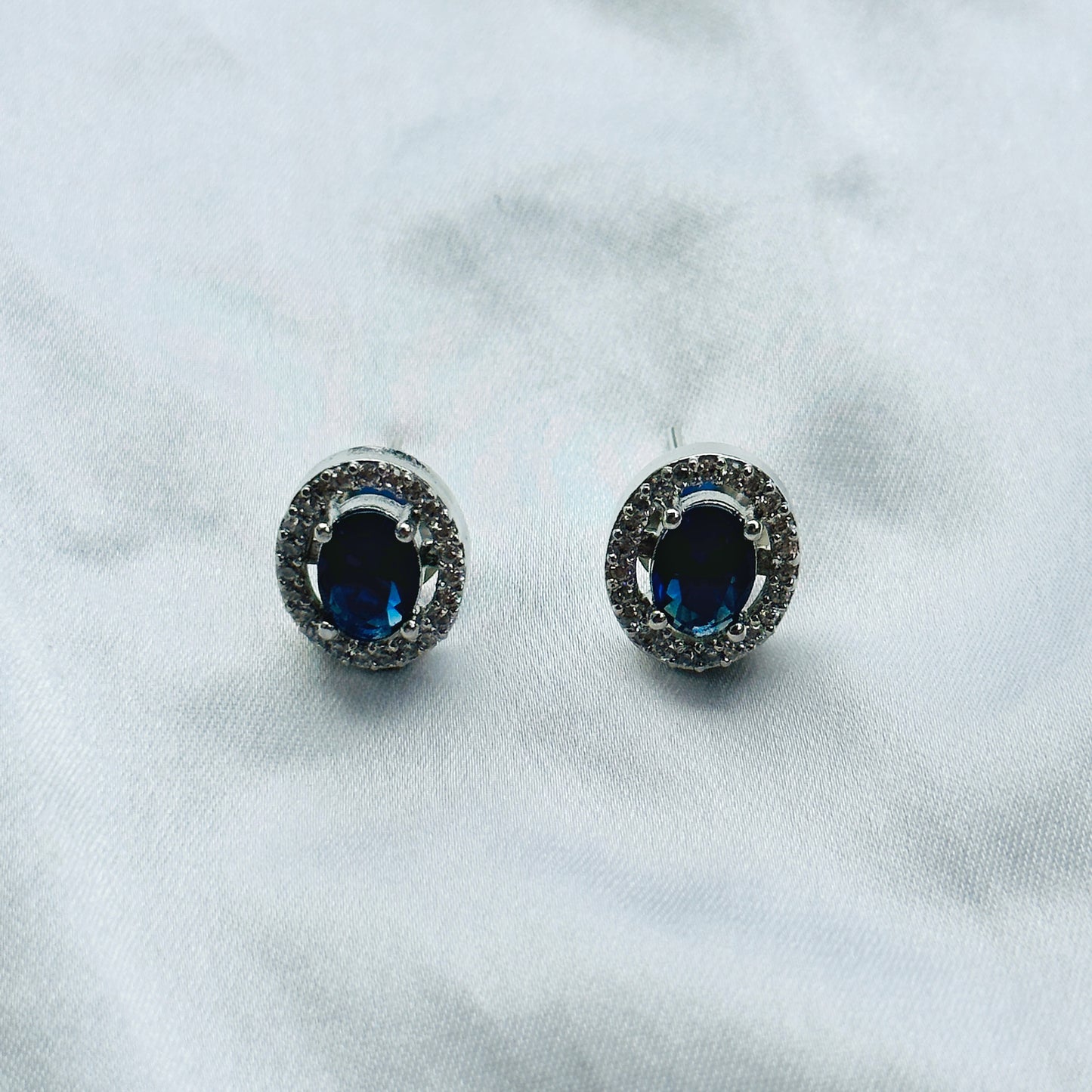 Blue Sapphire Cubic Zirconia American Diamond Silver Plated Pendant Set