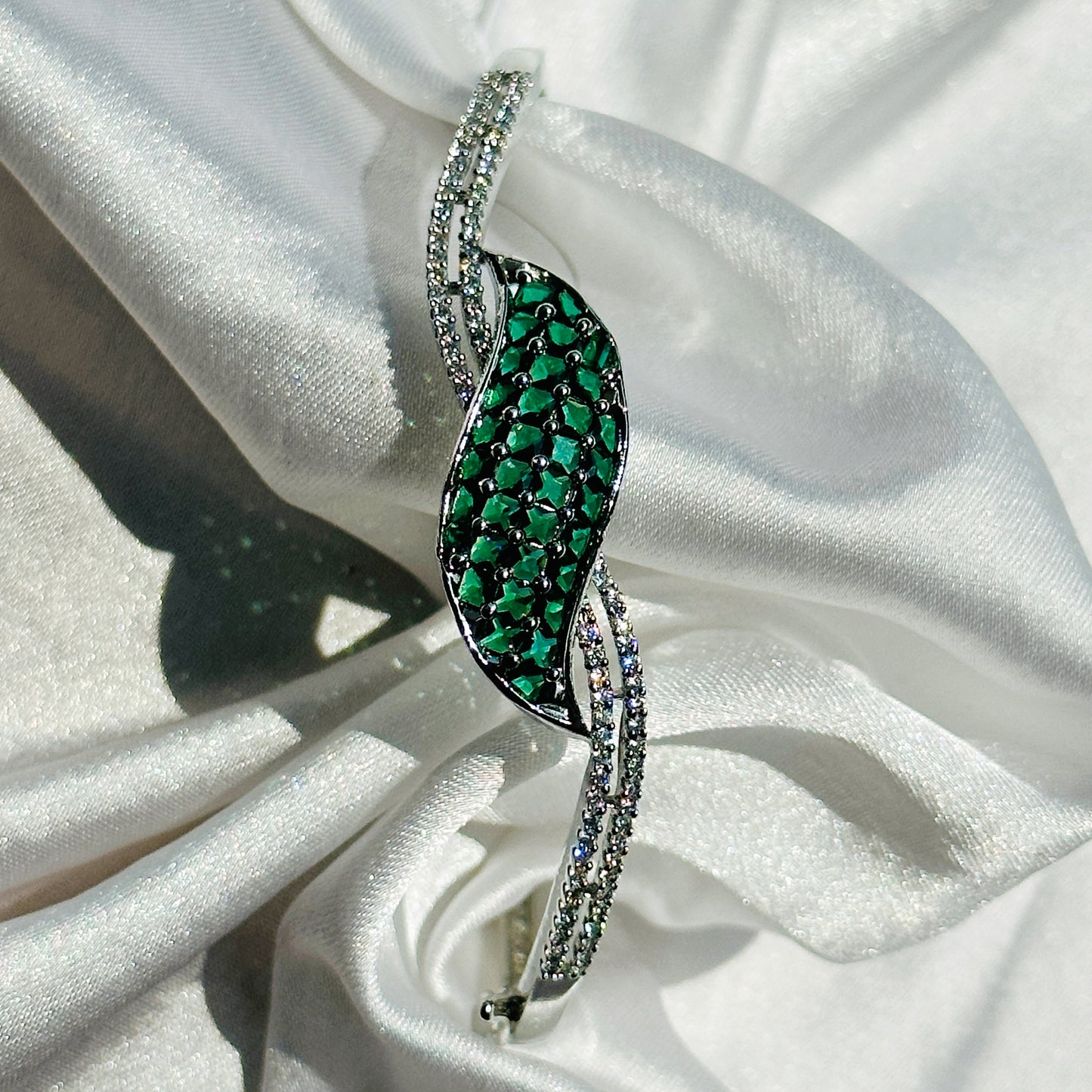 Green Emerald Cubic Zircon American Diamond Silver Plated Bangle Bracelet