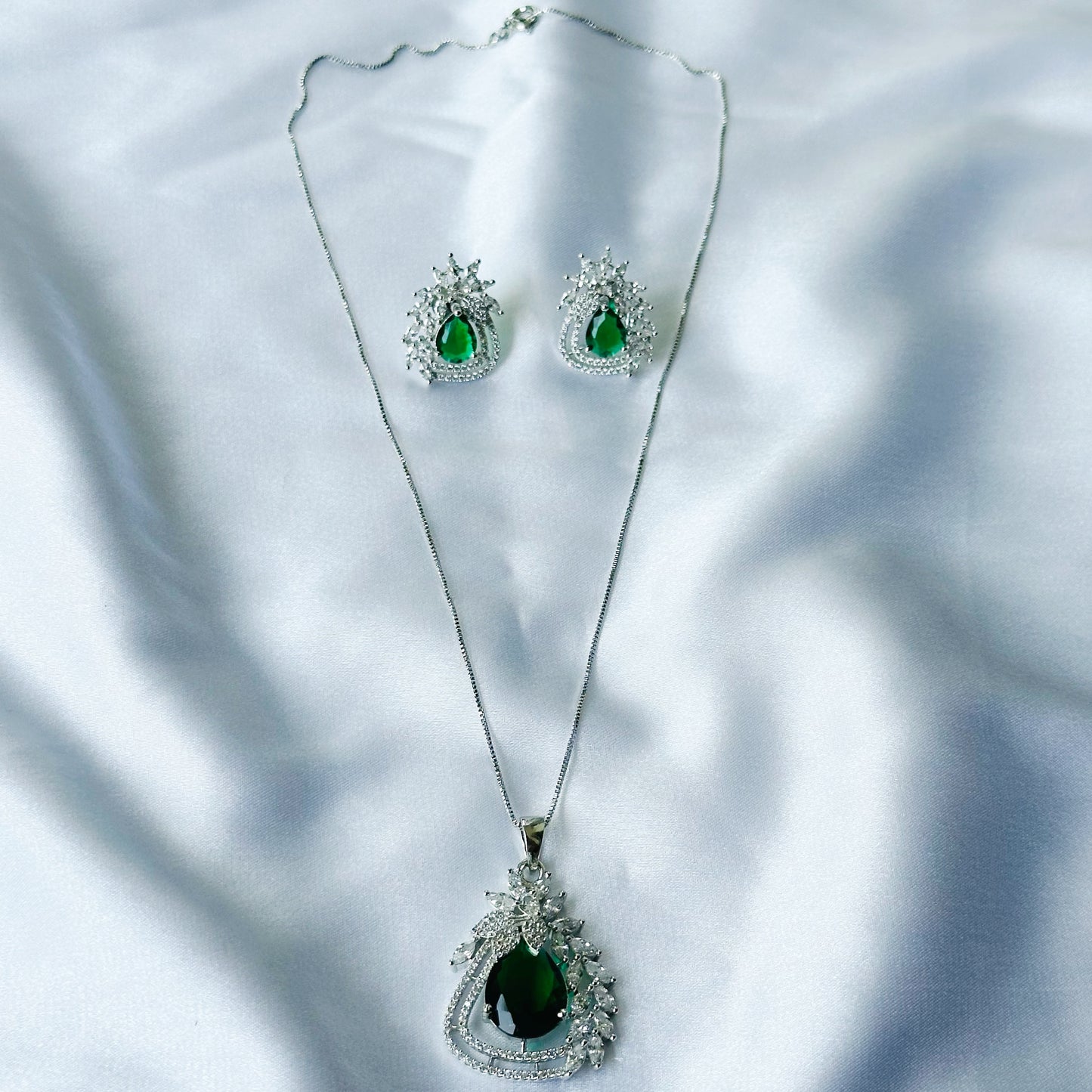 Green Emerald Cubic Zircon American Diamond Silver Plated Pendant Set