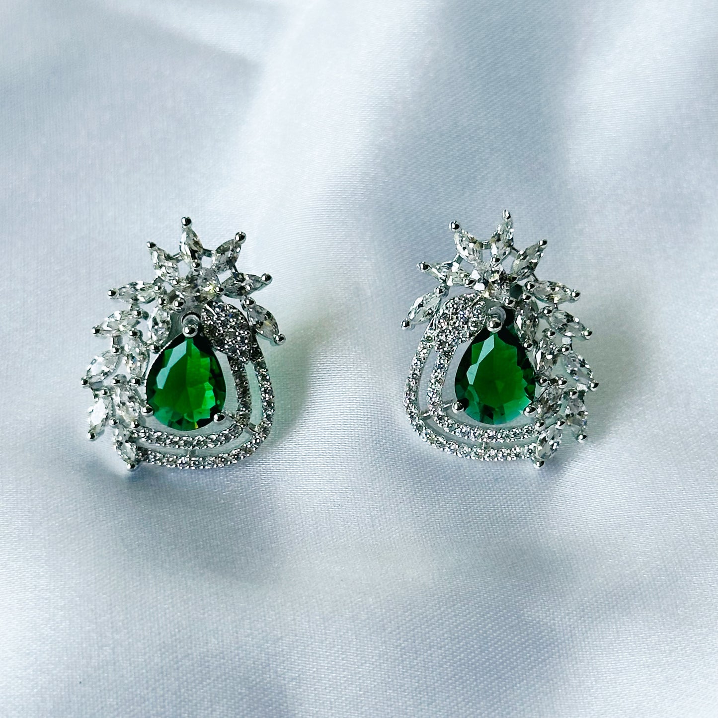 Green Emerald Cubic Zircon American Diamond Silver Plated Pendant Set