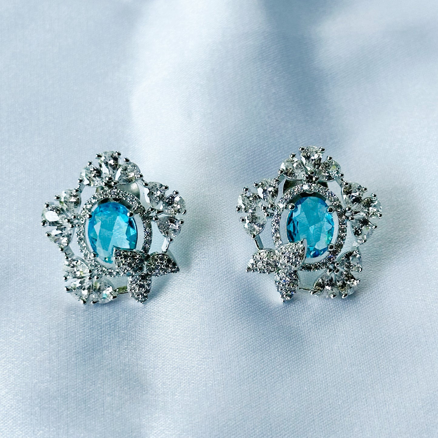Aqua Blue Sapphire Cubic Zircon American Diamond Silver Plated Pendant Set