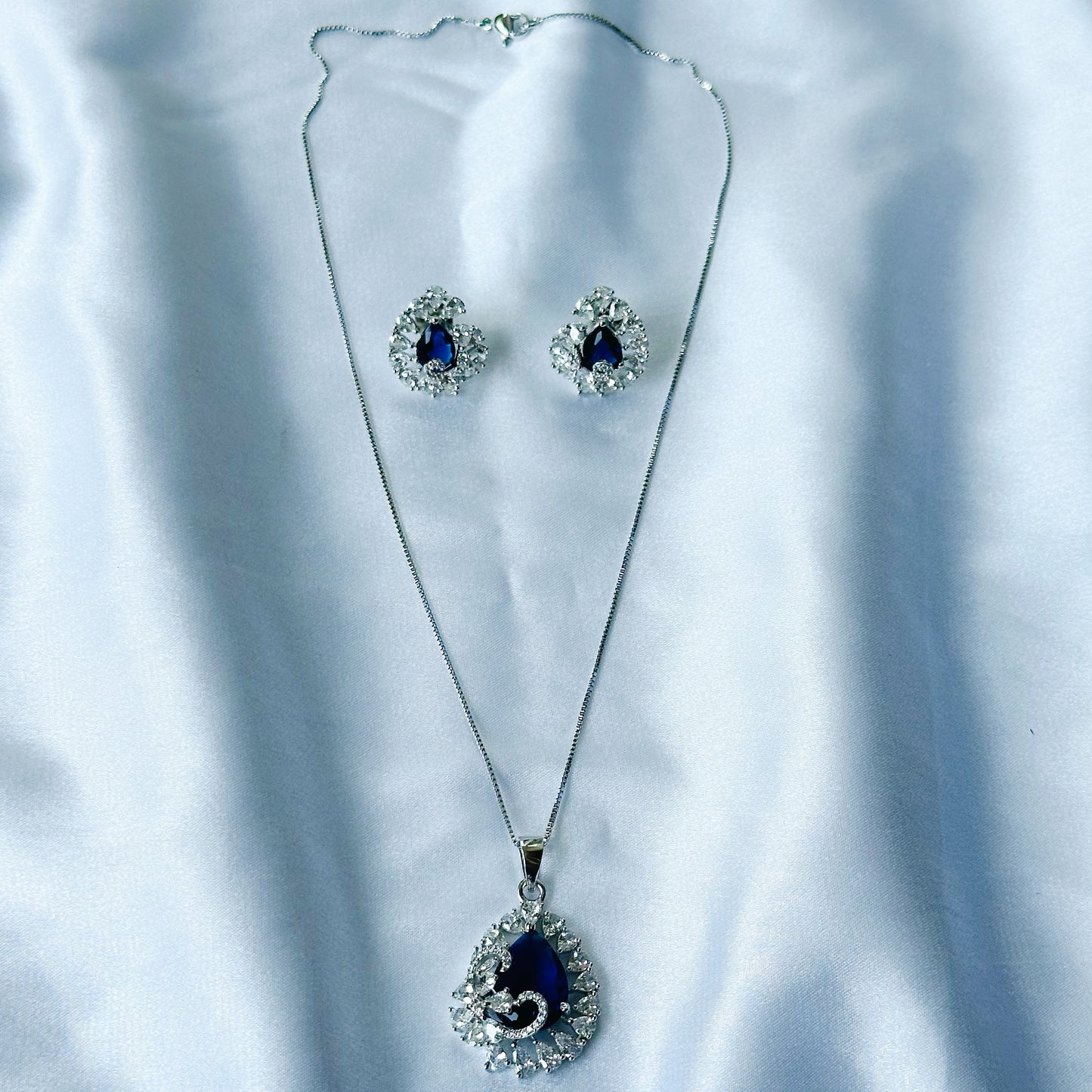 Blue Sapphire Cubic Zircon American Diamond Silver Plated Pendant Set