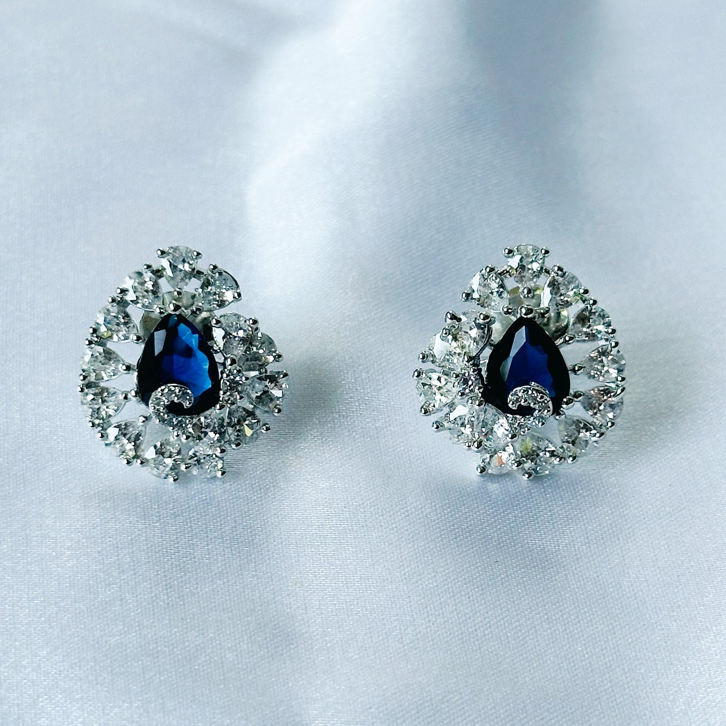 Blue Sapphire Cubic Zircon American Diamond Silver Plated Pendant Set