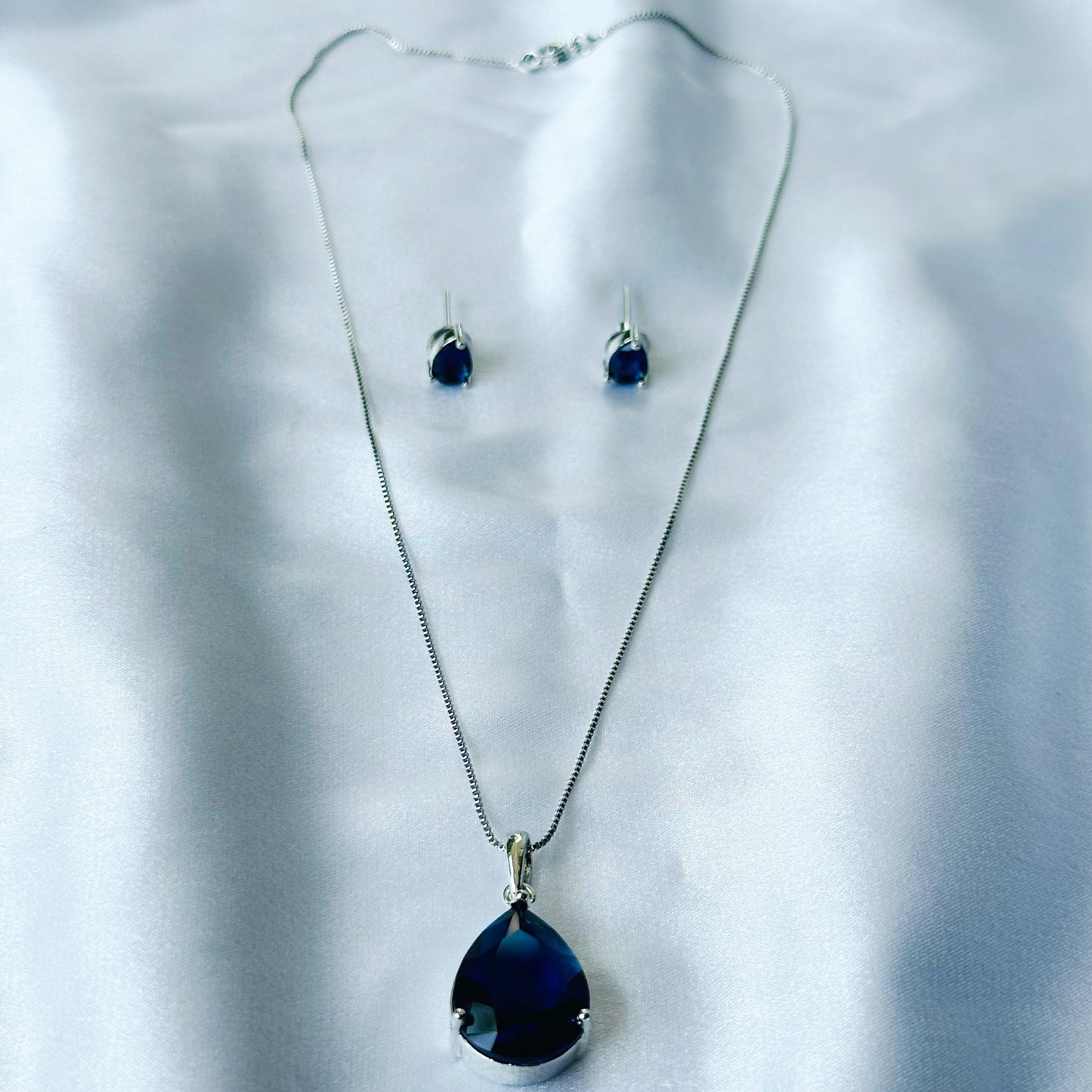 Blue Sapphire Cubic Zircon American Diamond Silver Plated Pendant Set
