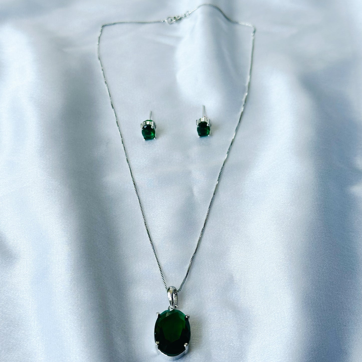 Green Emerald Cubic Zircon American Diamond Silver Plated Pendant Set