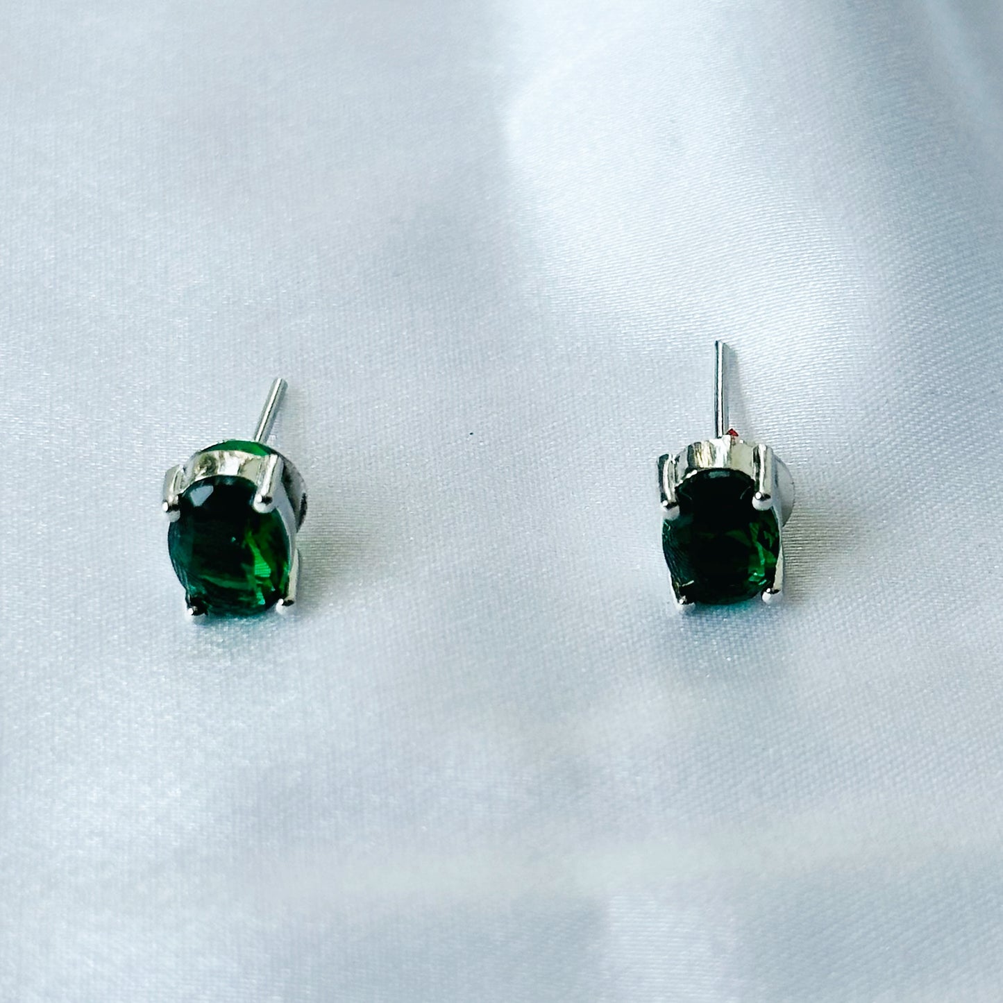 Green Emerald Cubic Zircon American Diamond Silver Plated Pendant Set