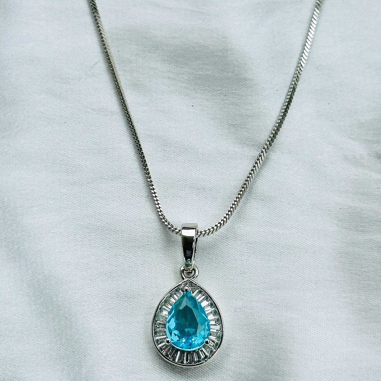 Aqua Blue Sapphire Cubic Zirconia American Diamond Silver Plated Pendant Set