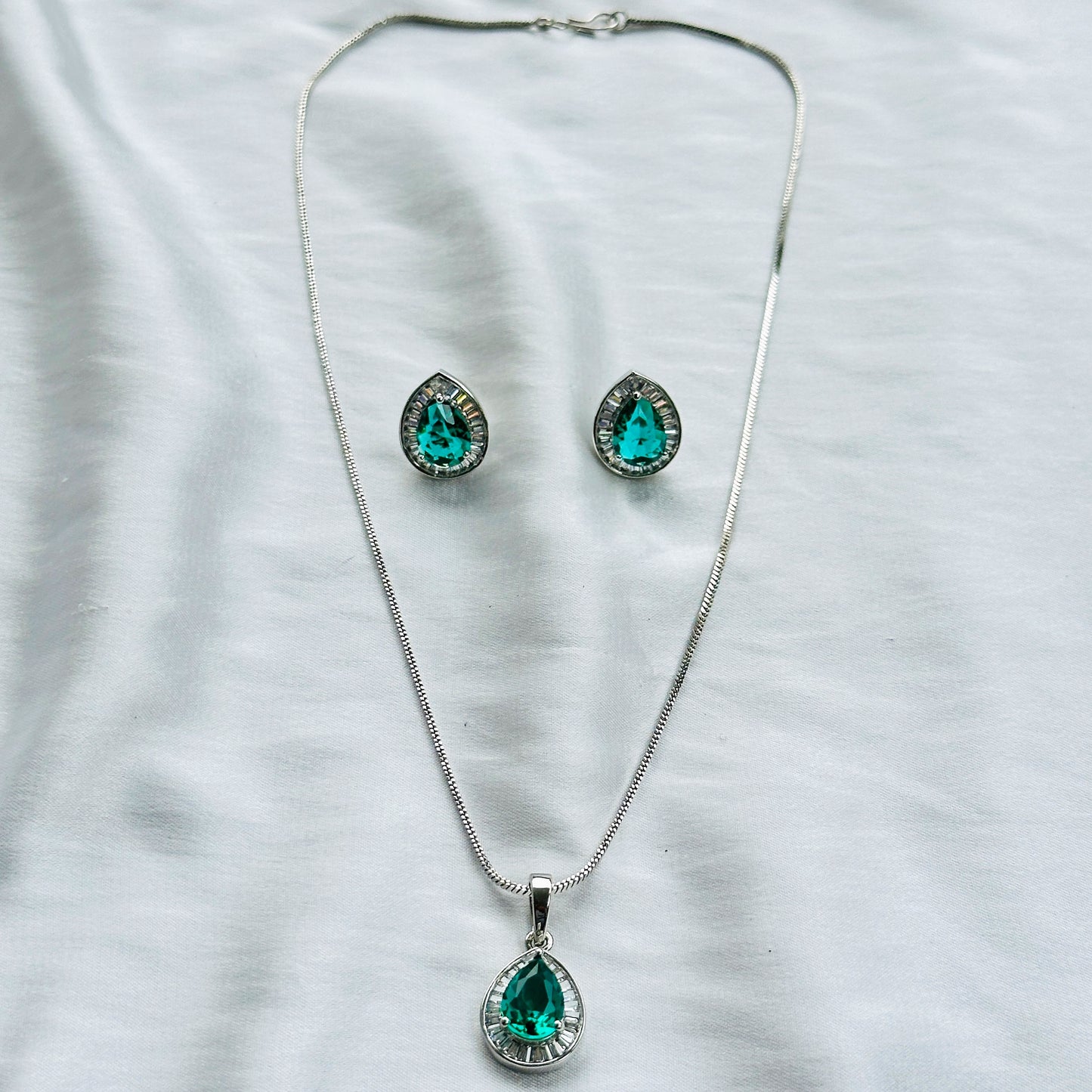 Sea Green Topaz Cubic Zircon American Diamond Silver Plated Pendant Set