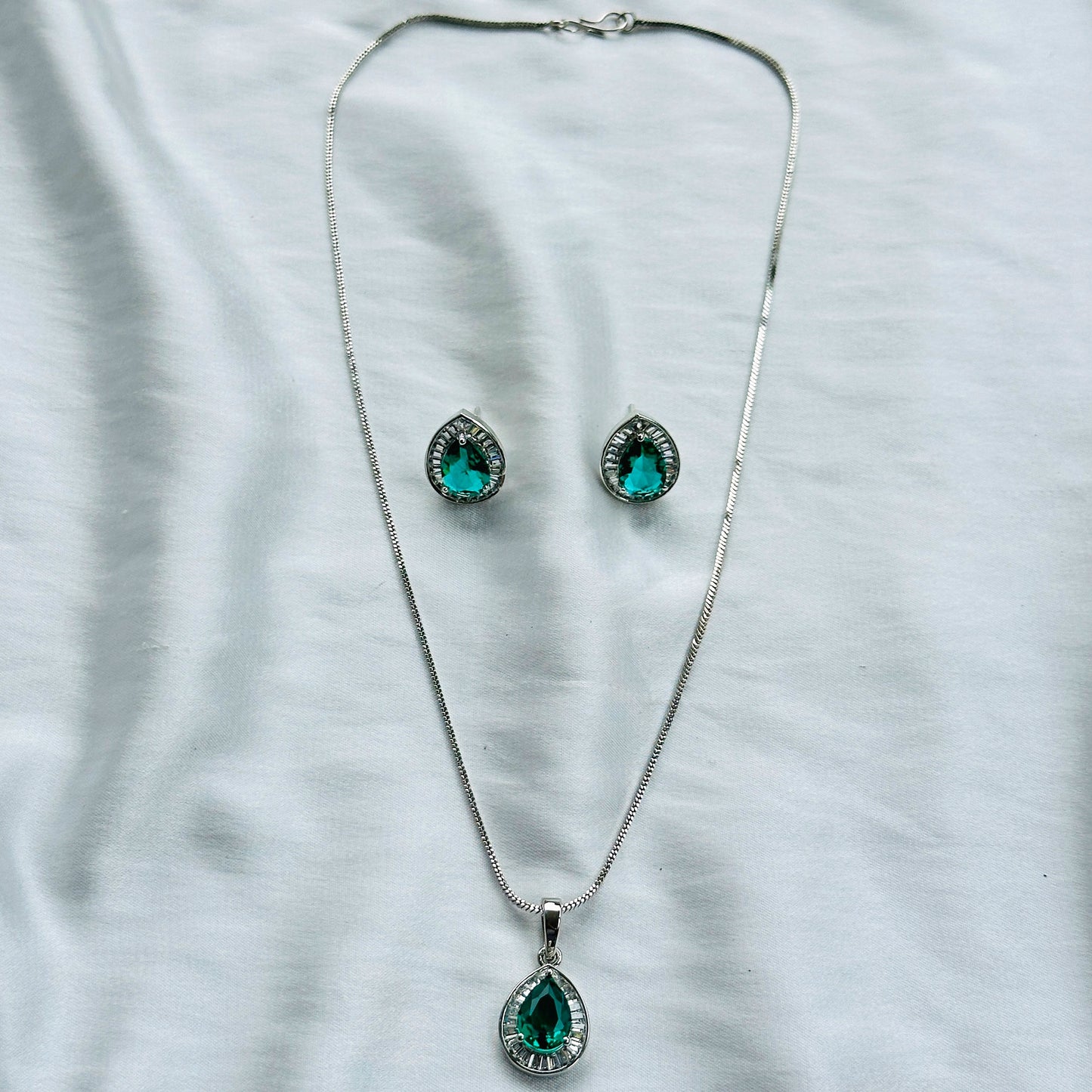 Sea Green Topaz Cubic Zircon American Diamond Silver Plated Pendant Set