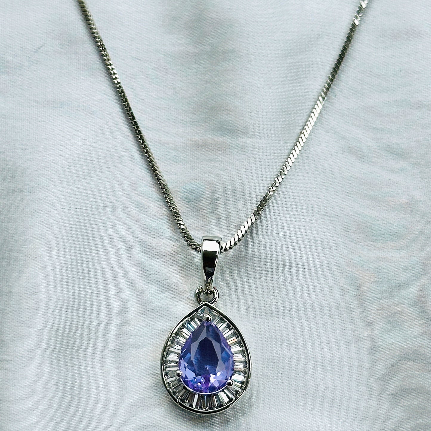 Light Amethyst Cubic Zircon American Diamond Silver Plated Pendant Set