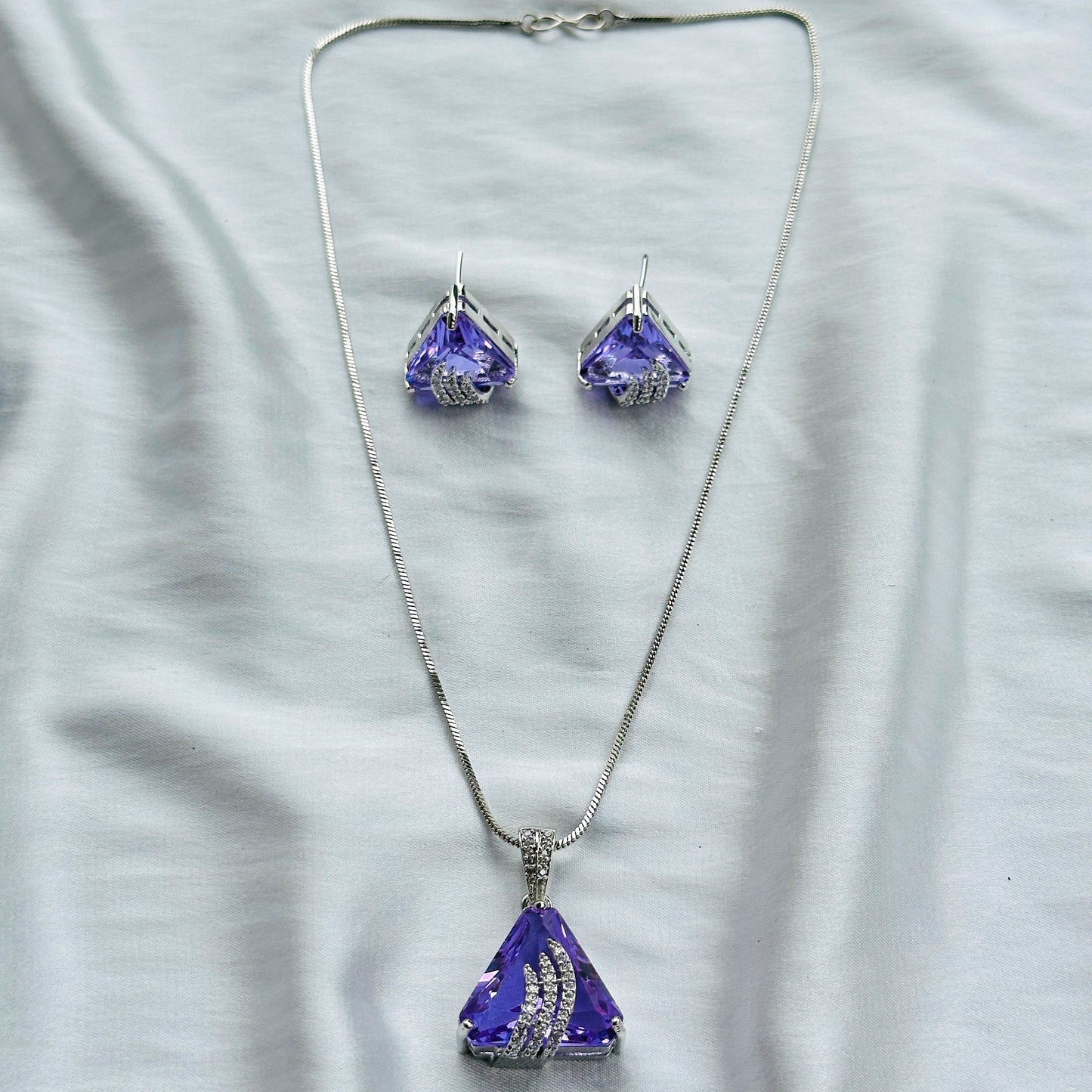 Light Amethyst Cubic Zircon American Diamond Silver Plated Pendant Set