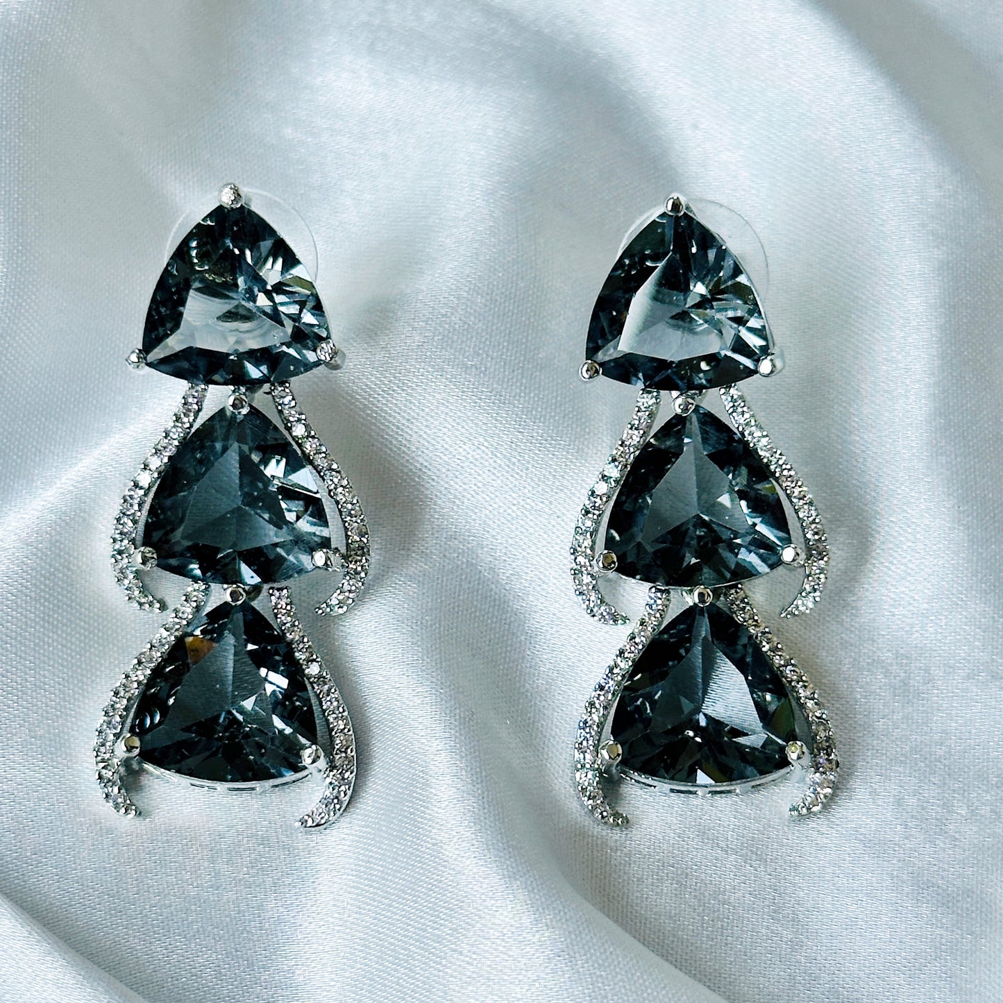 Black Cubic Zircon Stone American Diamond Silver Plated Necklace Set