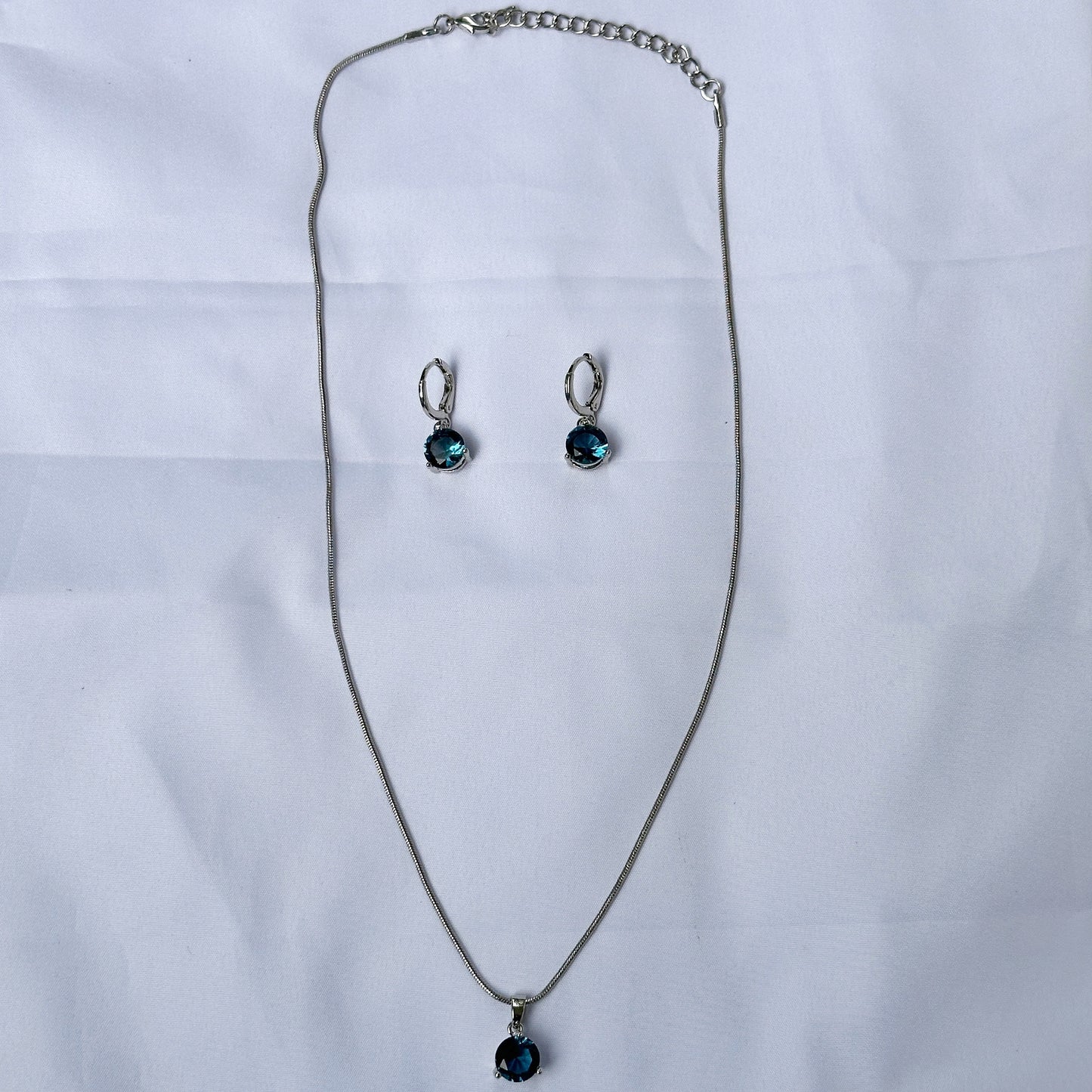 Dark Indigo Blue Cubic Zircon Silver Plated Pendant Set