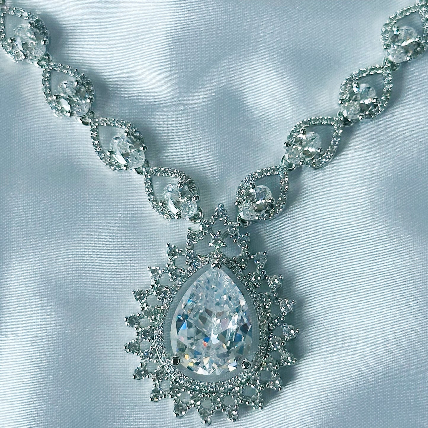 Solitaire Cubic Zircon American Diamond Silver Plated Necklace Set
