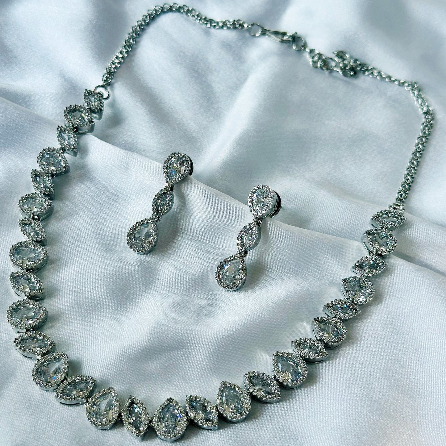 Solitaire Cubic Zircon American Diamond Silver Plated Necklace Set