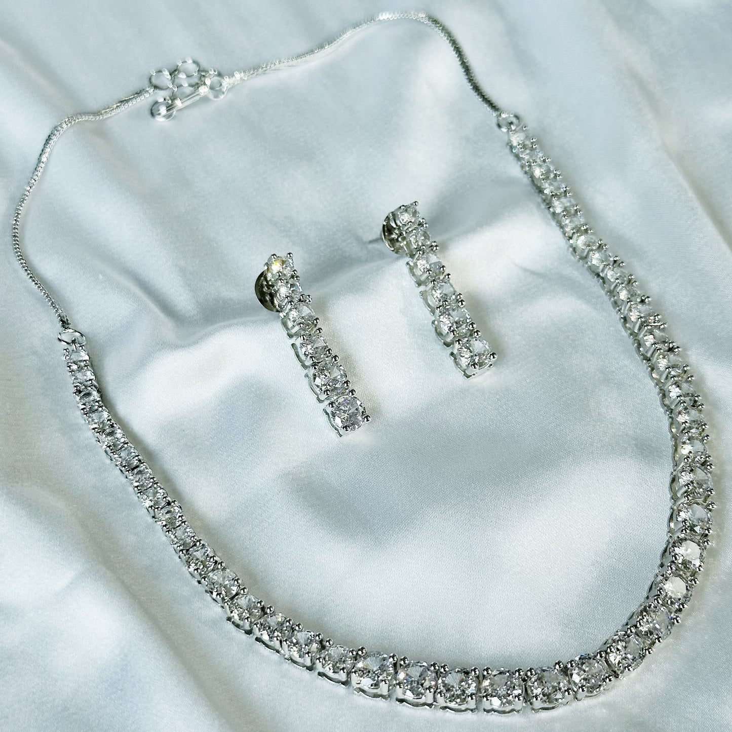 Solitaire Cubic Zircon American Diamond Silver Plated Necklace Set