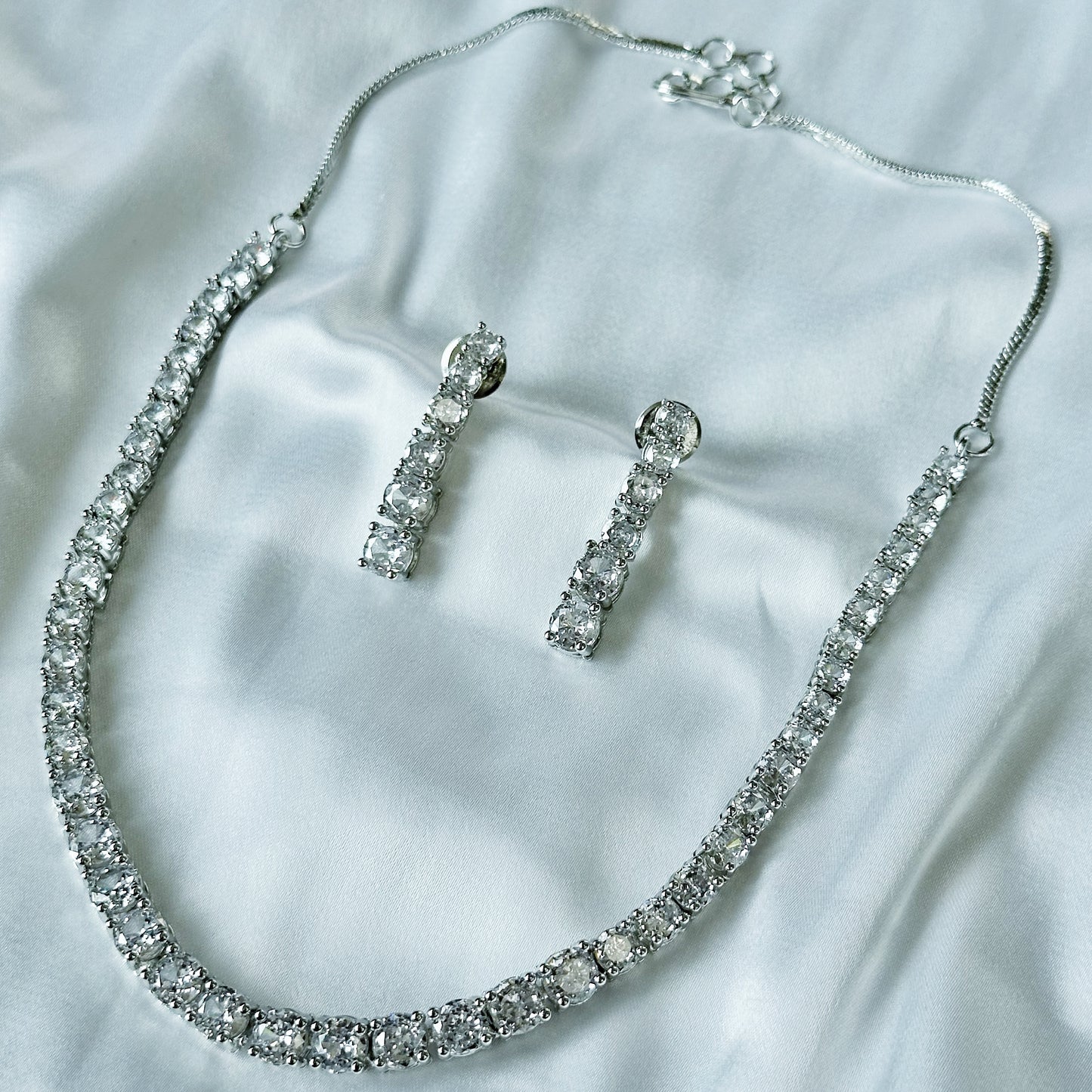 Solitaire Cubic Zircon American Diamond Silver Plated Necklace Set