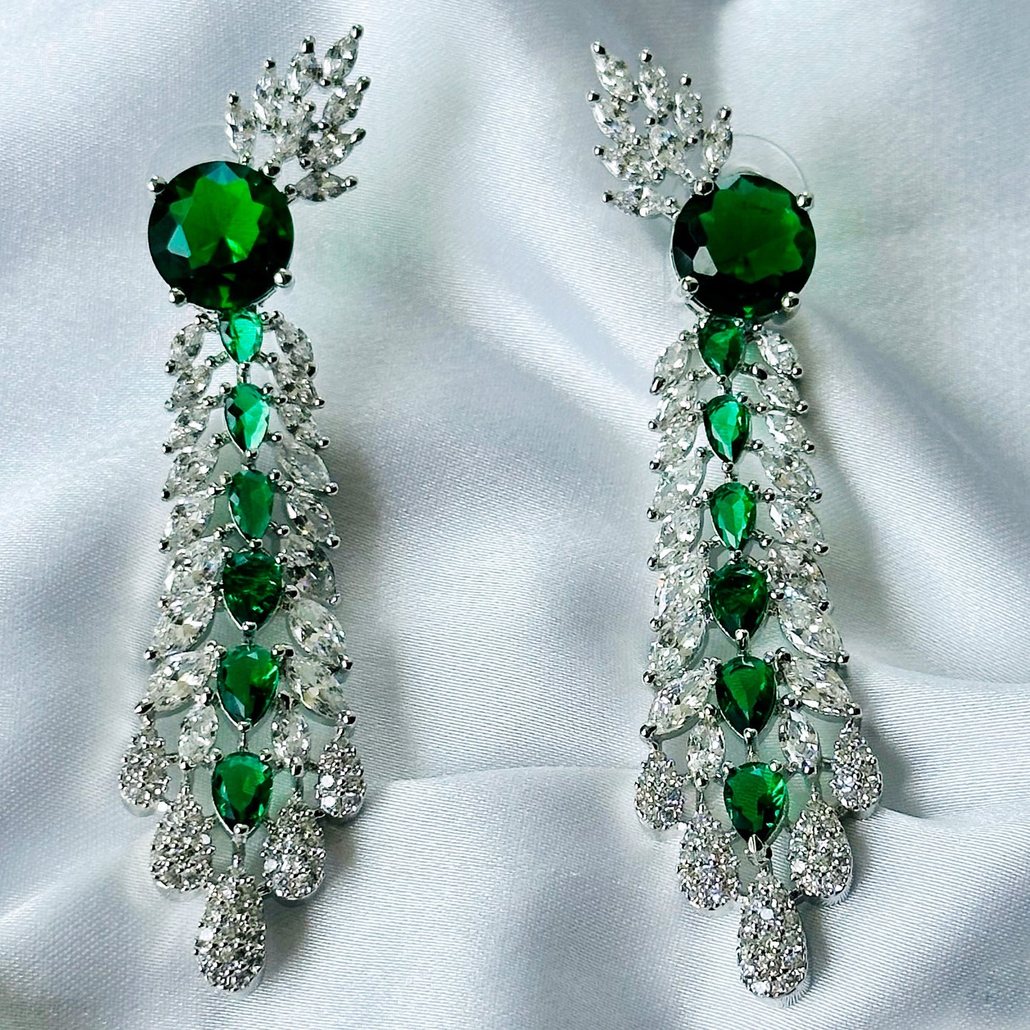 Green Emerald Cubic Zircon Stone American Diamond Silver Plated Necklace Set