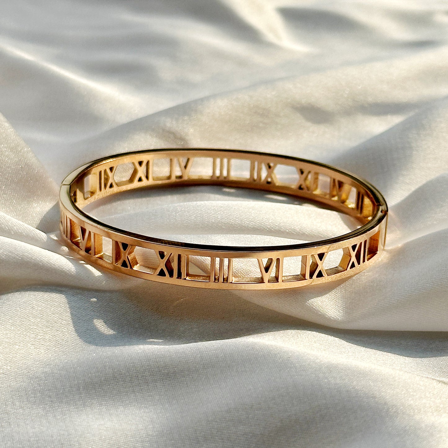 Roman Numbers Rose Gold Plated Bangle Bracelet
