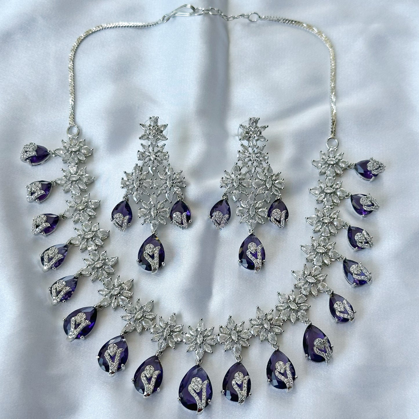 Deep Purple Amethyst Cubic Zircon Stone American Diamond Silver Plated Necklace Set
