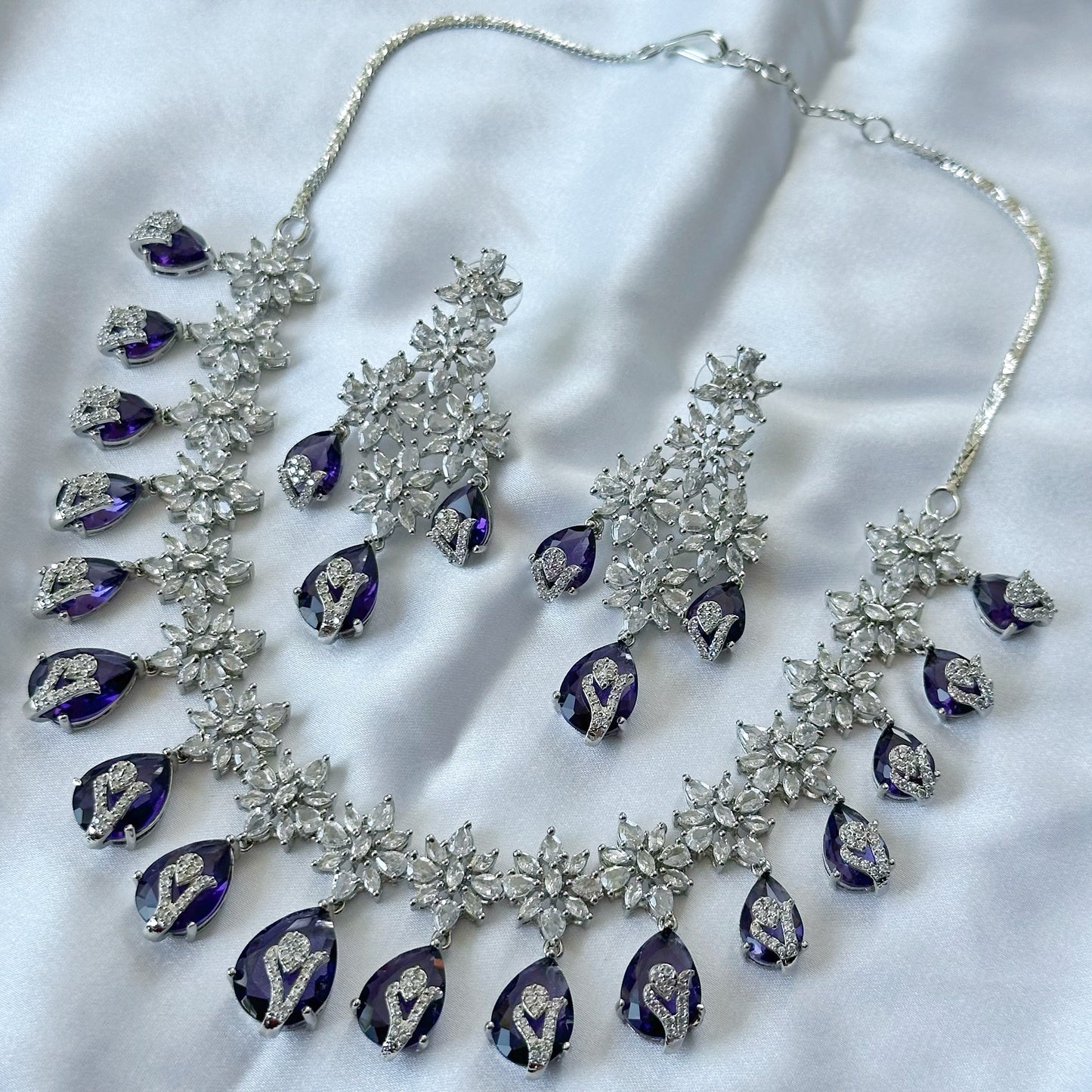 Deep Purple Amethyst Cubic Zircon Stone American Diamond Silver Plated Necklace Set