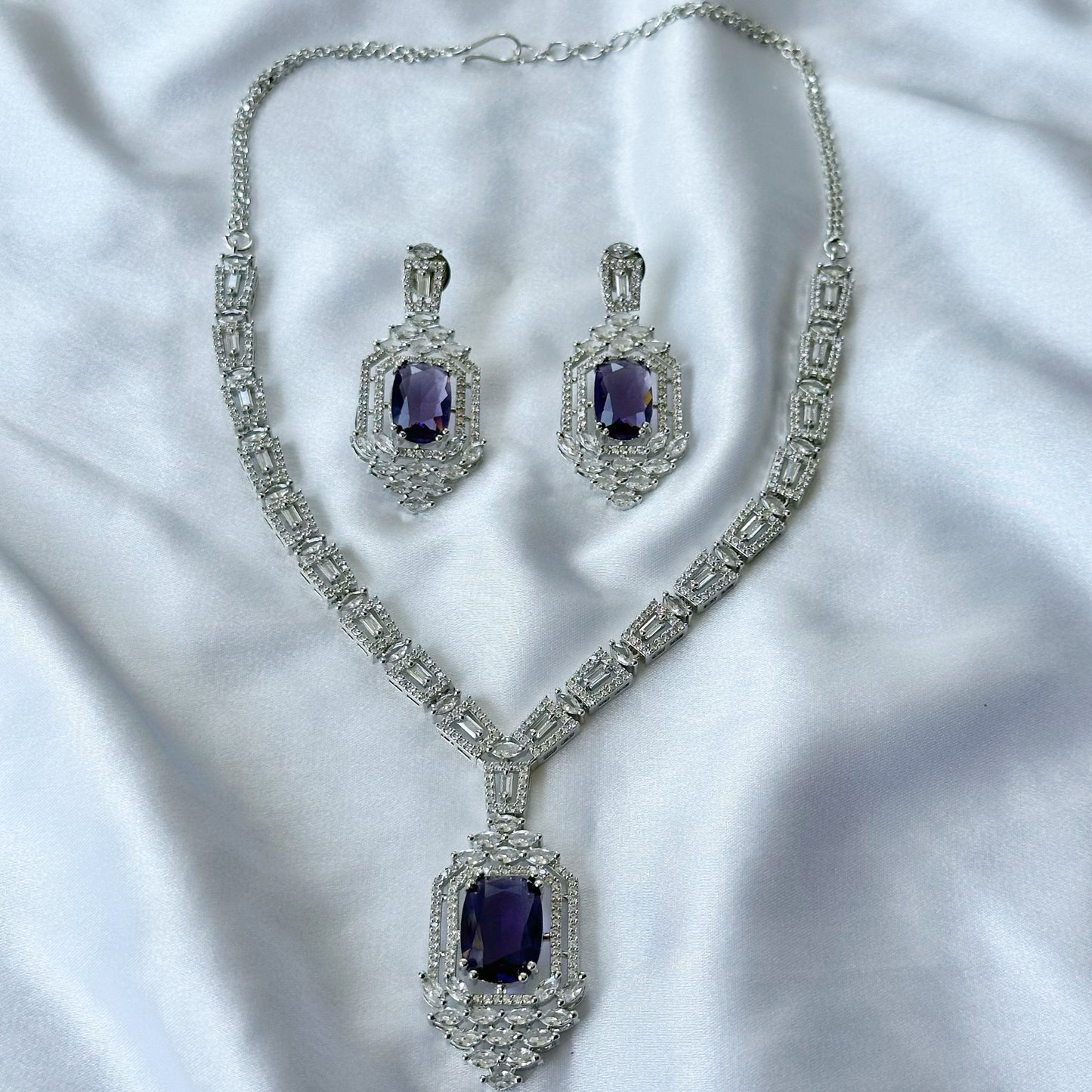 Deep Purple Amethyst Cubic Zircon Stone American Diamond Silver Plated Necklace Set