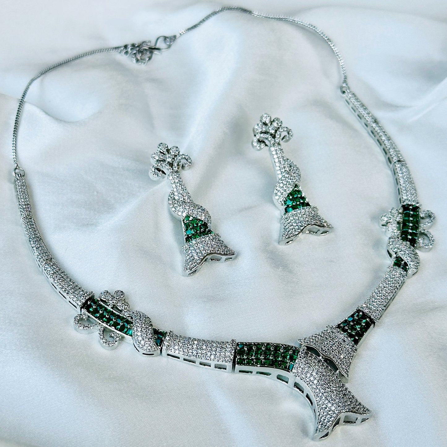 Green Emerald Cubic Zircon American Diamond Silver Plated Necklace Set