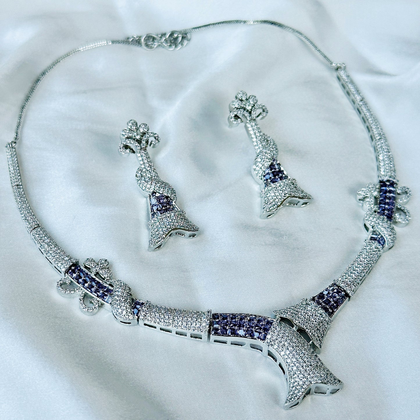 Lt Purple Amethyst Cubic Zircon American Diamond Silver Plated Necklace Set