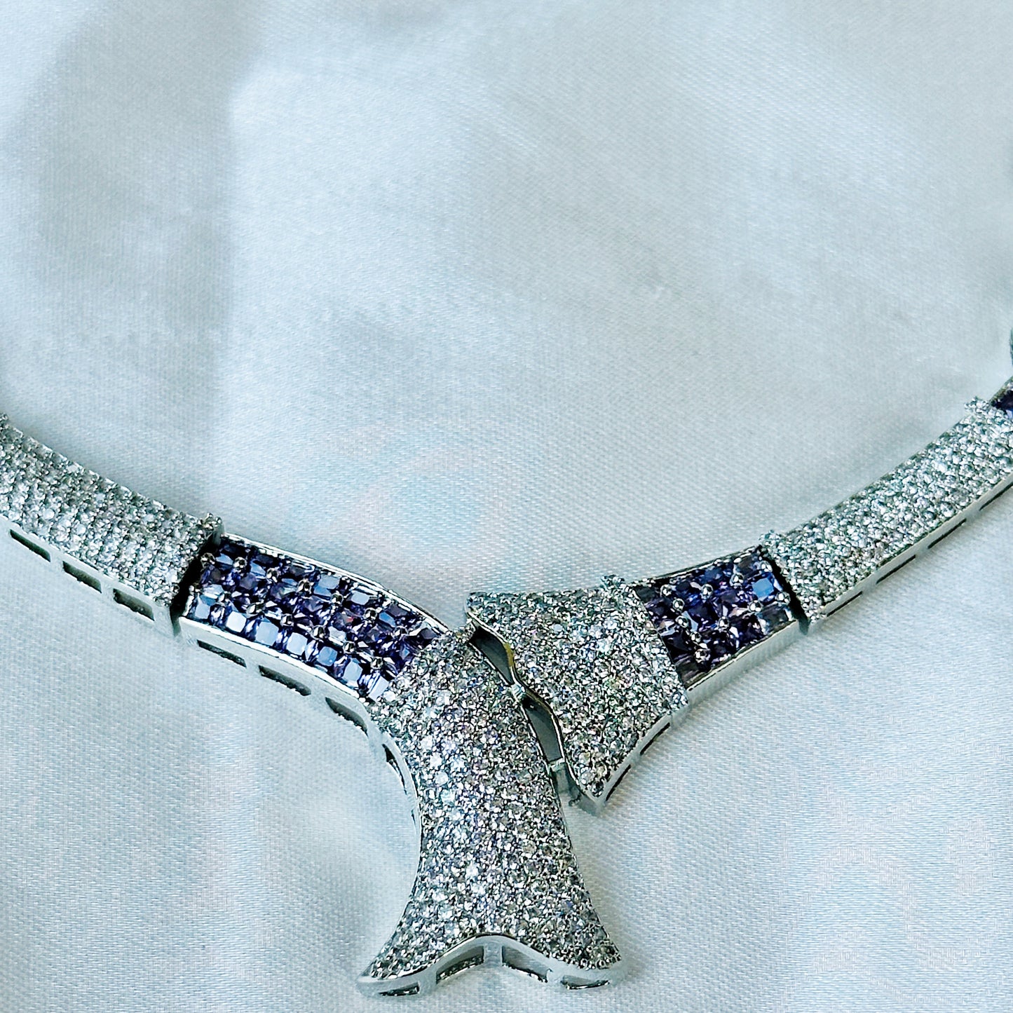 Lt Purple Amethyst Cubic Zircon American Diamond Silver Plated Necklace Set