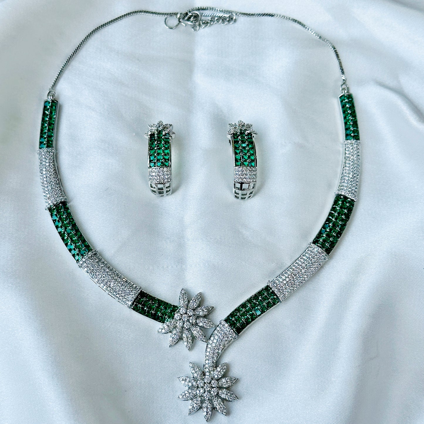 Green Emerald Cubic Zircon American Diamond Silver Plated Necklace Set