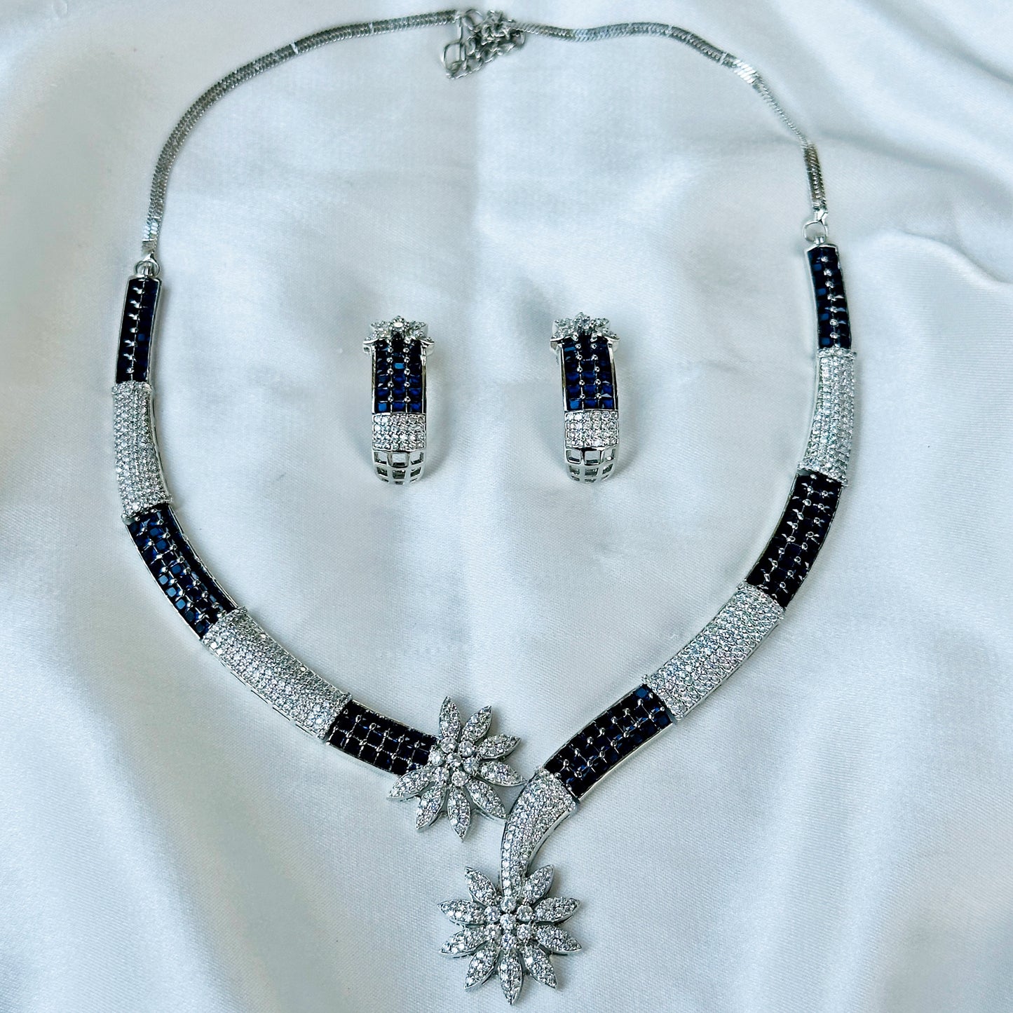 Blue Sapphire Cubic Zircon American Diamond Silver Plated Necklace Set