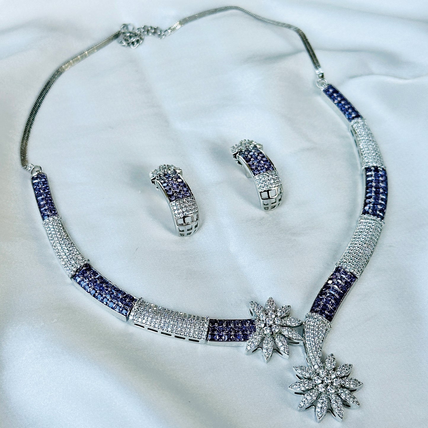 Lt Purple Amethyst Cubic Zircon American Diamond Silver Plated Necklace Set