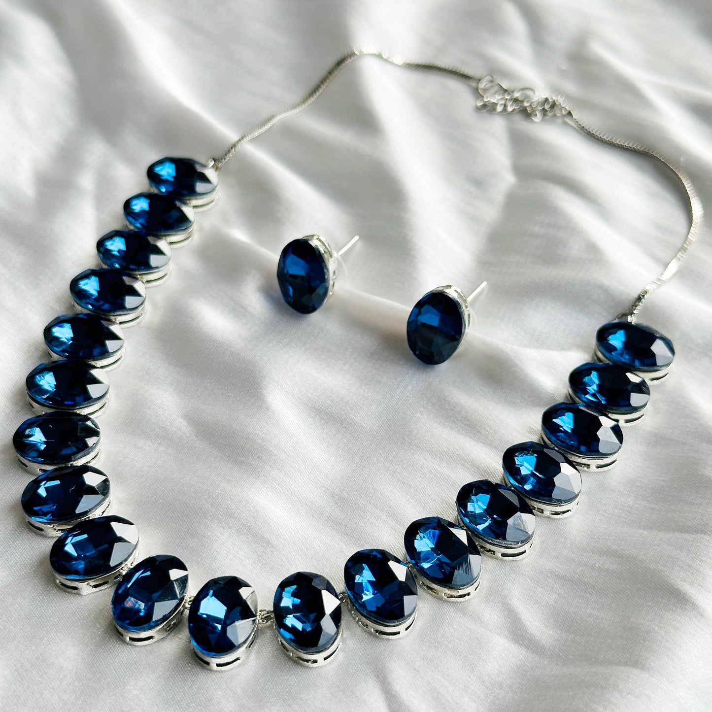 Dark Indigo Blue Swarovski Crystal Silver Plated Necklace Set