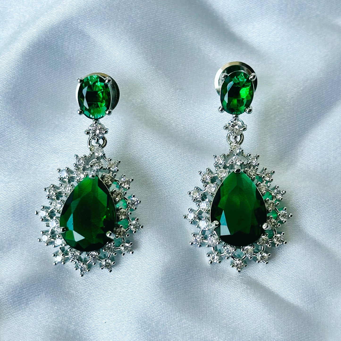 Green Emerald Cubic Zircon Stone American Diamond Silver Plated Necklace Set