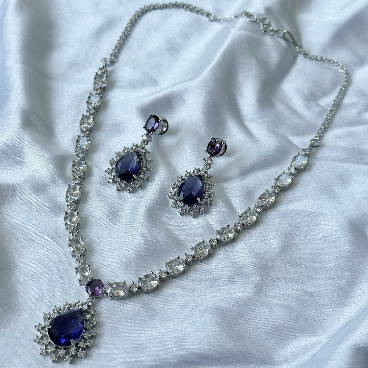 Deep Purple Amethyst Cubic Zircon Stone American Diamond Silver Plated Necklace Set