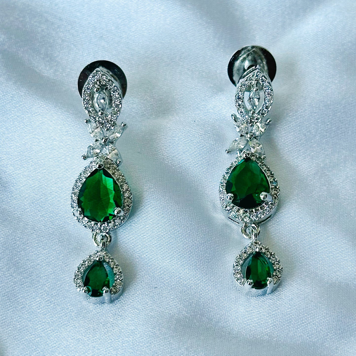 Green Emerald Cubic Zircon Stone American Diamond Silver Plated Necklace Set