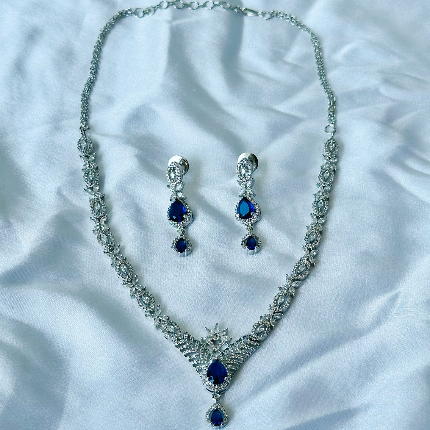 Blue Sapphire Cubic Zircon Stone American Diamond Silver Plated Necklace Set