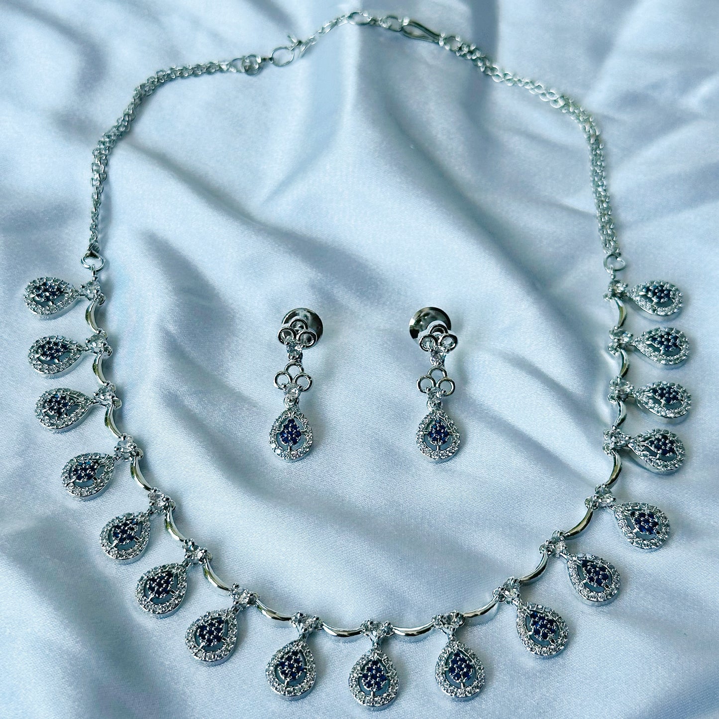 Blue Sapphire Cubic Zircon Stones American Diamond Silver Plated Necklace Set