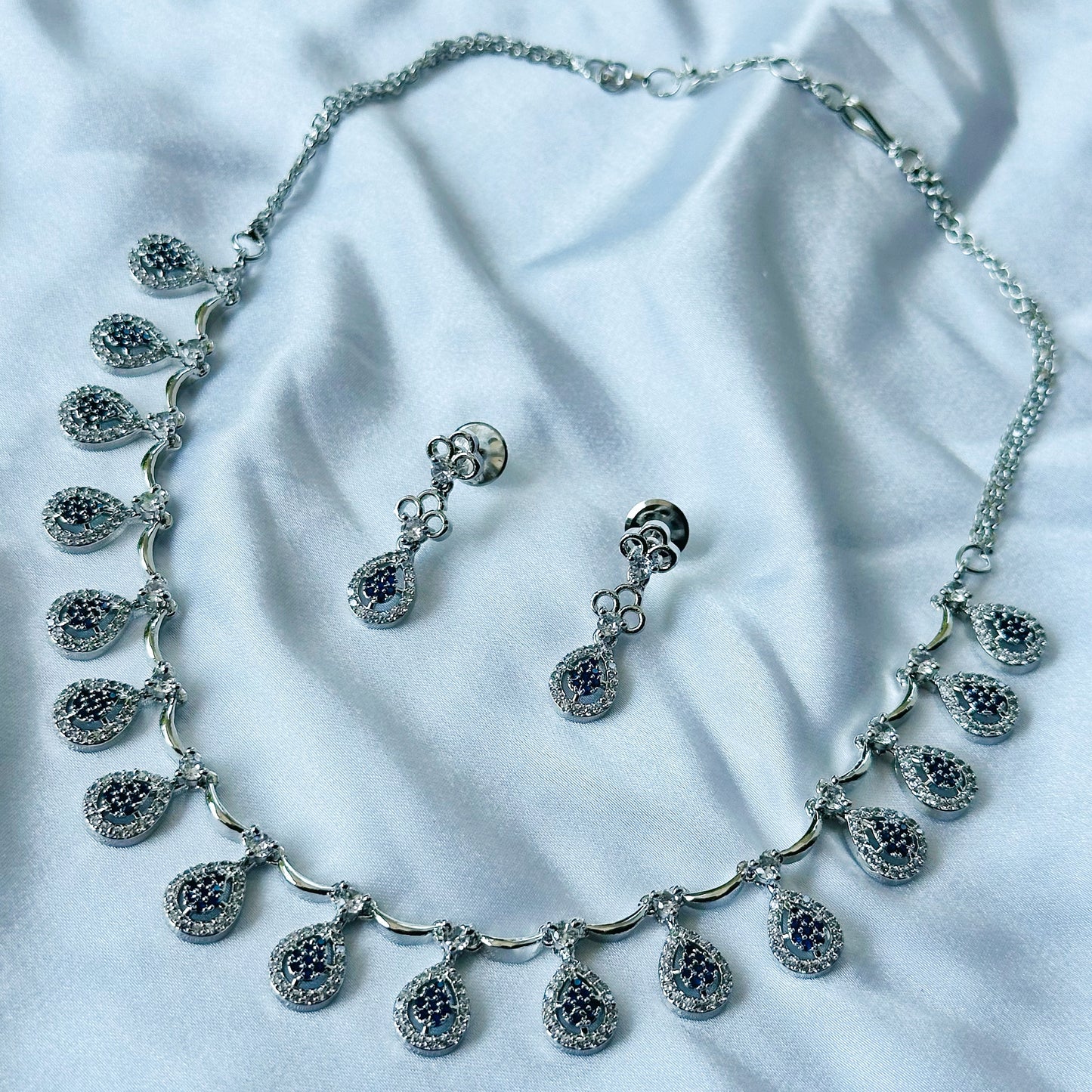 Blue Sapphire Cubic Zircon Stones American Diamond Silver Plated Necklace Set