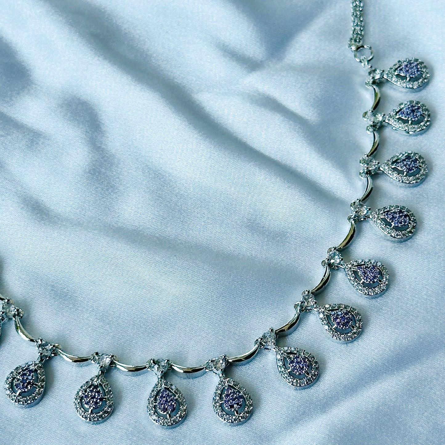 Lt Amethyst/Lilac Cubic Zircon American Diamond Silver Plated Necklace Set