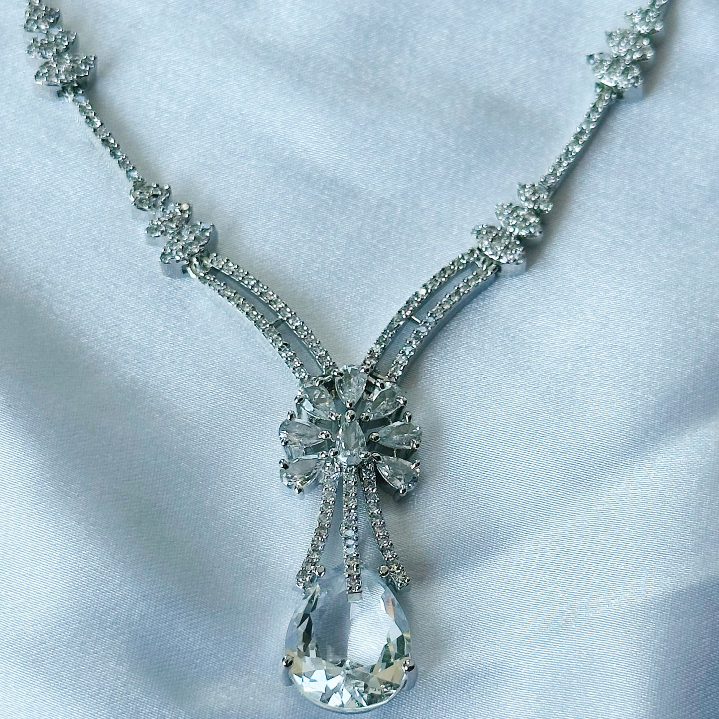 Solitaire Cubic Zircon American Diamond Silver Plated Necklace Set