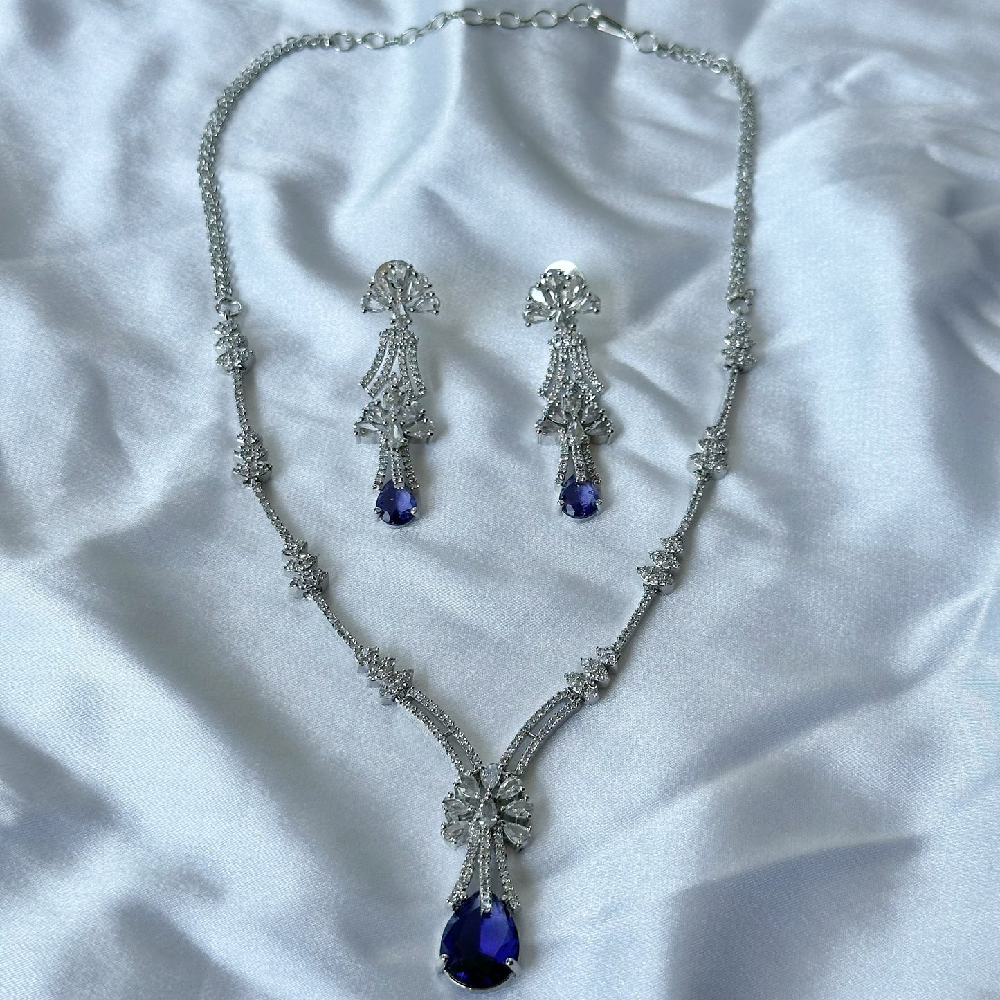 Deep Purple Amethyst Cubic Zircon Stones American Diamond Silver Plated Necklace Set