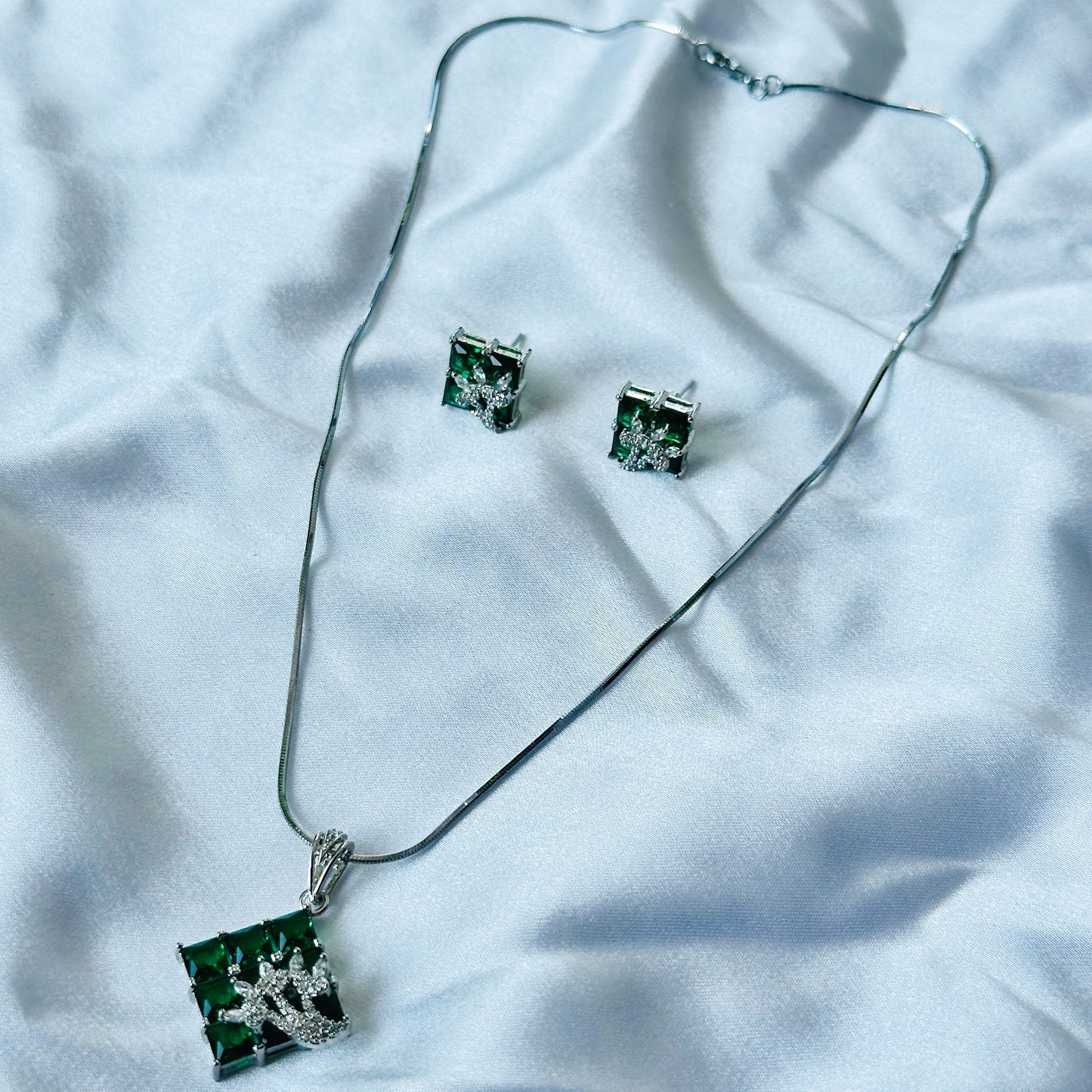 Green Emerald Cubic Zircon American Diamond Silver Plated Pendant Set