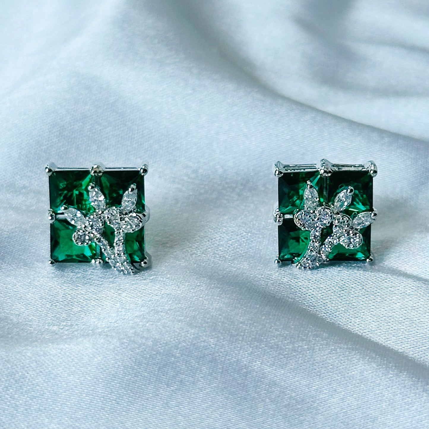 Green Emerald Cubic Zircon American Diamond Silver Plated Pendant Set