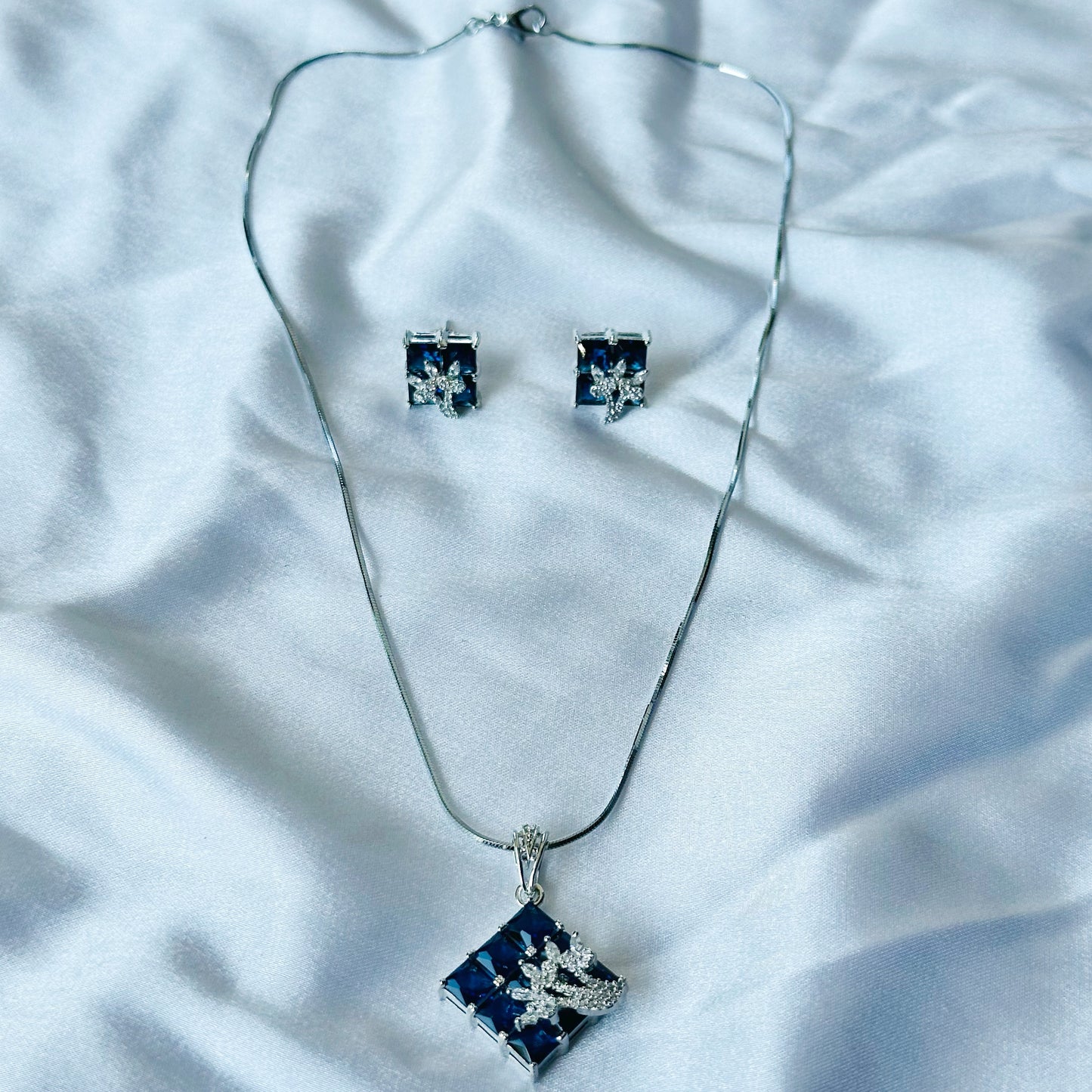 Blue Sapphire Cubic Zircon American Diamond Silver Plated Pendant Set
